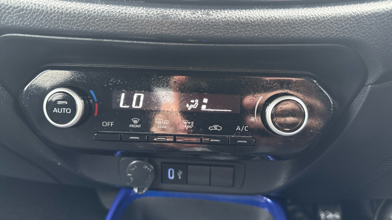 Toyota Aygo X 1.0 VVT-i Edge 5dr Petrol Hatchback